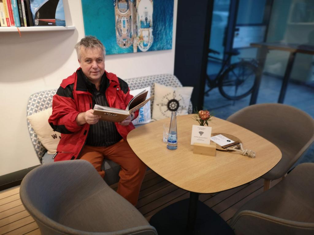 Café und Reisebüro kombiniert: Stiefvater in Weil/Rhein